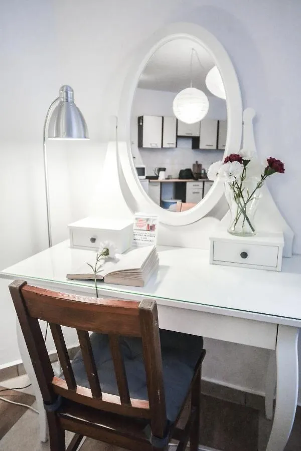 Lion Apartments - Your Own Apartment In Cracow Krakow Poland